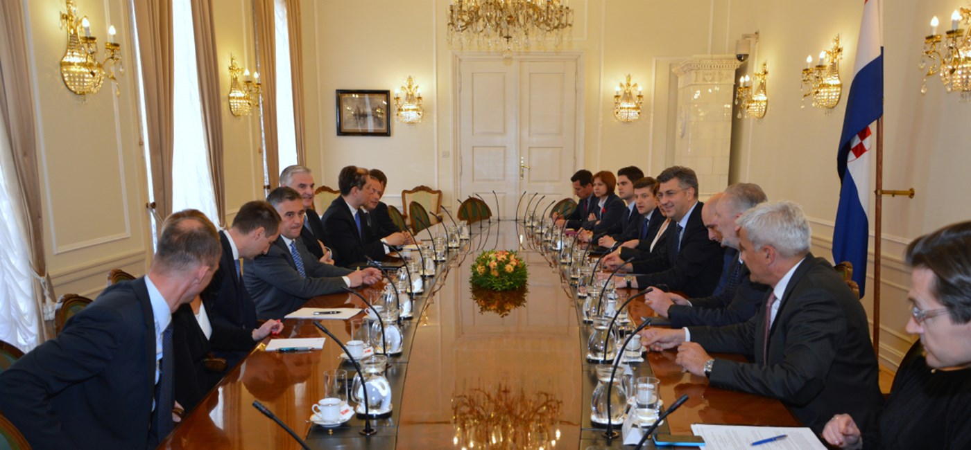 Predsjednik Vlade Plenković: Banke spremne dati kredit Agrokoru u iznosu do 150 milijuna eura 